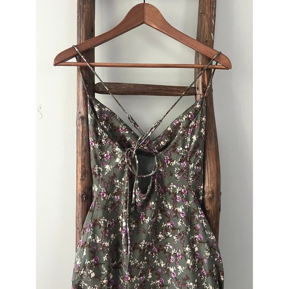 ASTR The Label Floral Slip Dress Olive Green  Cowl Neck Criss Cross Back… - Picture 5 of 7